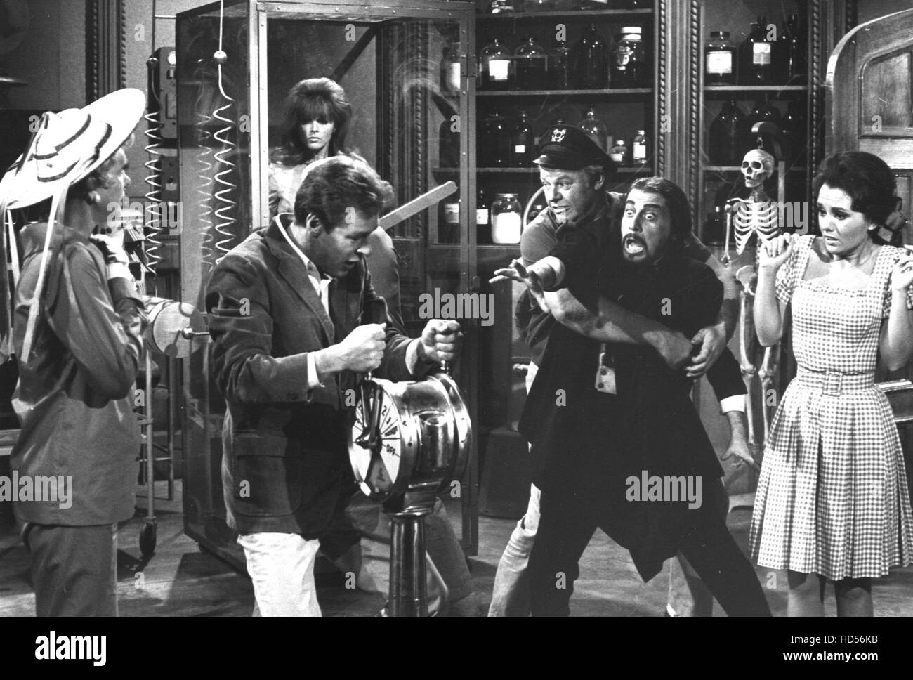 GILLIGAN'S ISLAND, Natalie Schafer, Russell Johnson, Tina Louise, Alan Hale, Jr., Vito Scotti, Dawn Wells, 1964-1967 Stock Photo
