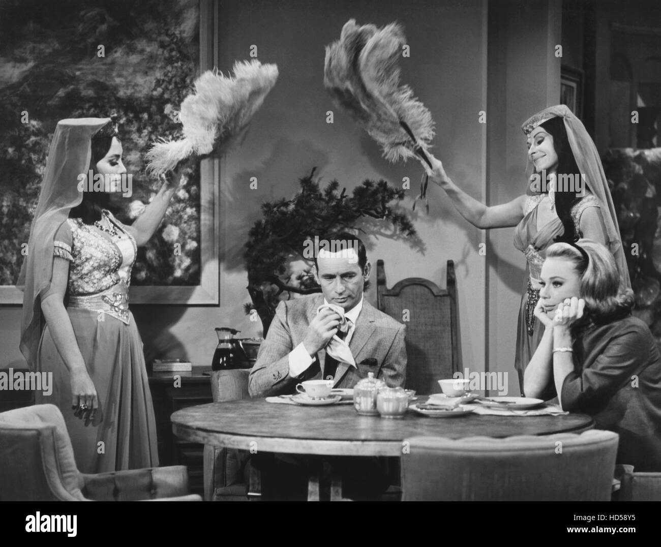 THE JOEY SHOW, from left Maurisa Mathes, Joey Pat