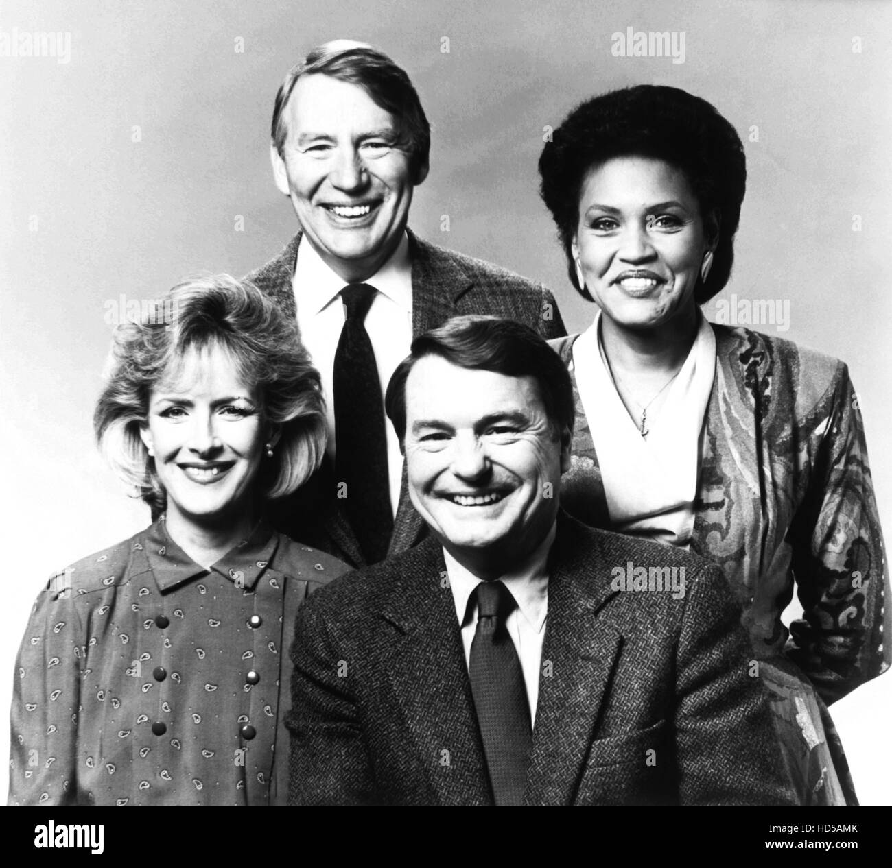 THE MACNEIL/LEHRER NEWS HOUR (aka THE ROBERT MACNEIL REPORT aka THE