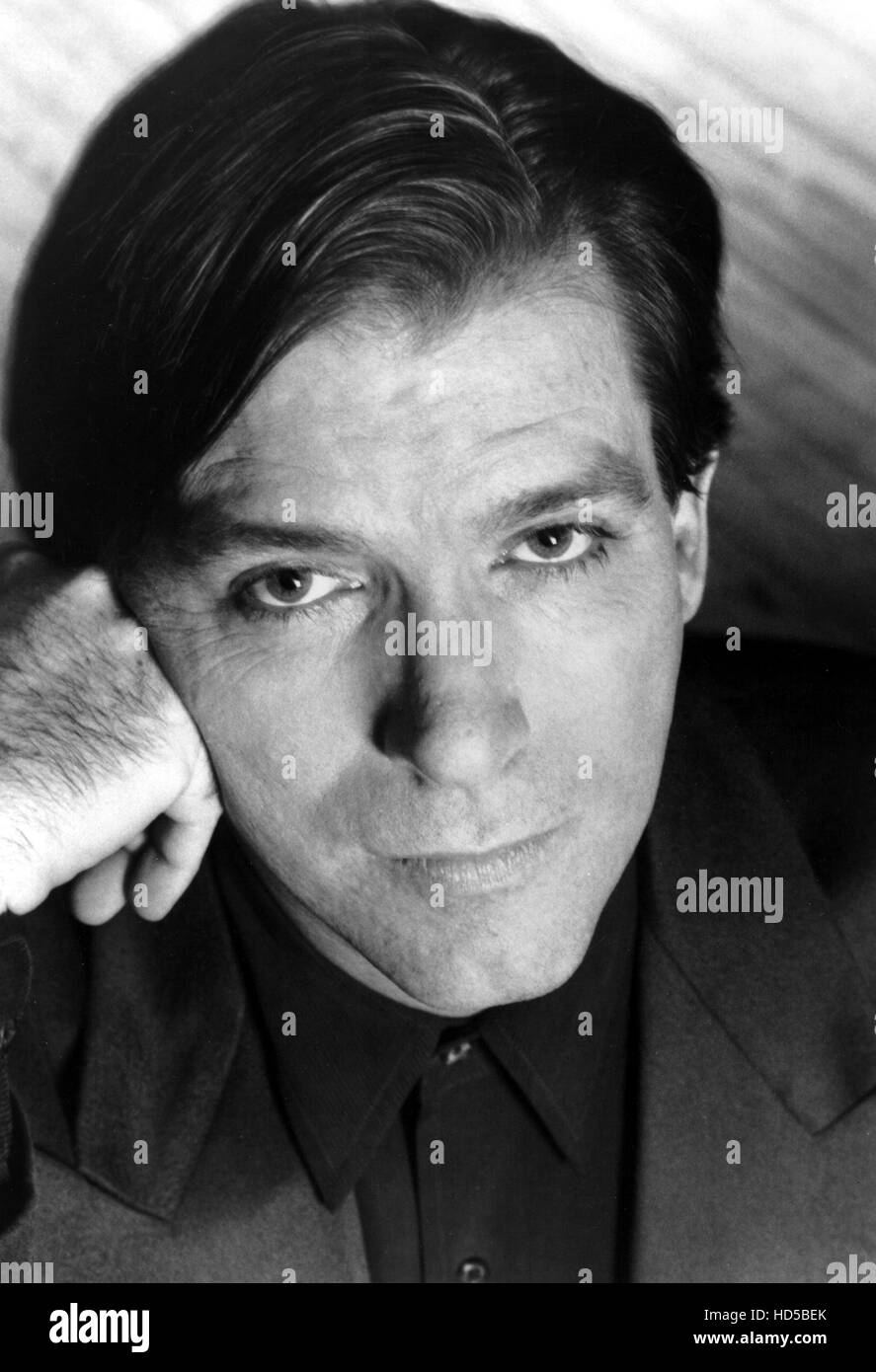 MTV, Kurt Loder, c. 1980s, (c)MTV Networks/courtesy Everett Collection Stock Photo Alamy
