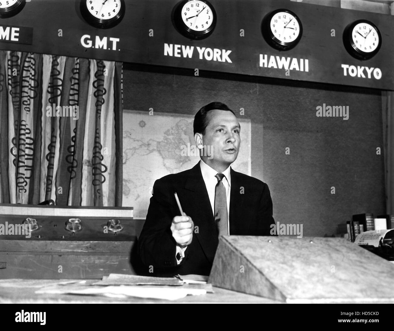 NBC NEWS CARAVAN, (aka CAMEL NEWS CARAVAN), host, John Cameron Swayze