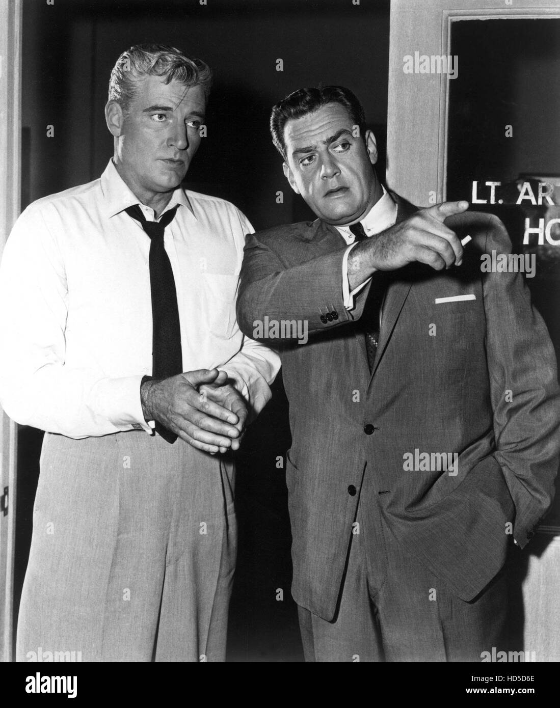 PERRY MASON, William Hopper, Raymond Burr, 195766 Stock Photo Alamy