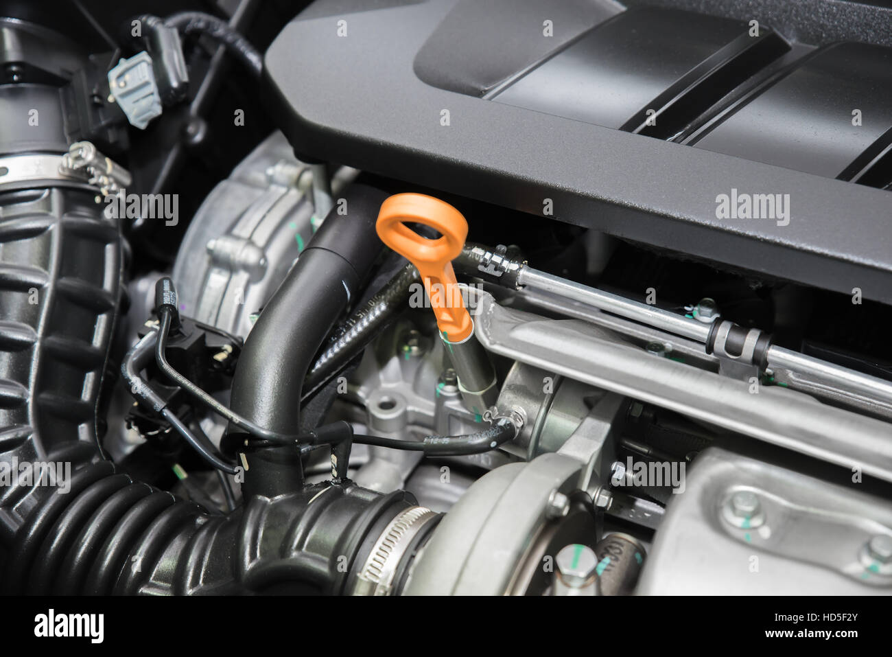 Engine oil cap hi-res stock photography and images - Alamy