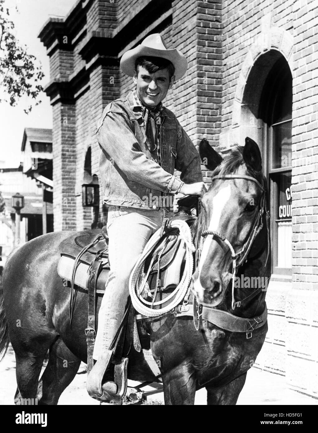 SUGARFOOT, Will Hutchins, 19571961 Stock Photo Alamy