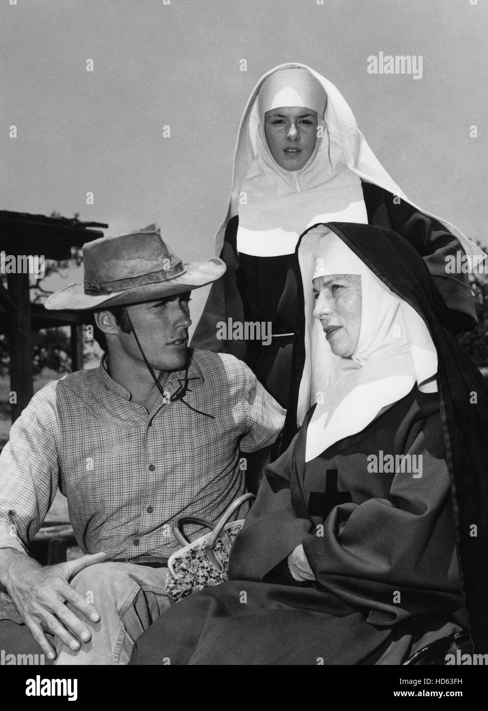 RAWHIDE, Clint Eastwood, Gigi Perreau, Agnes Moorehead, 'Incident at