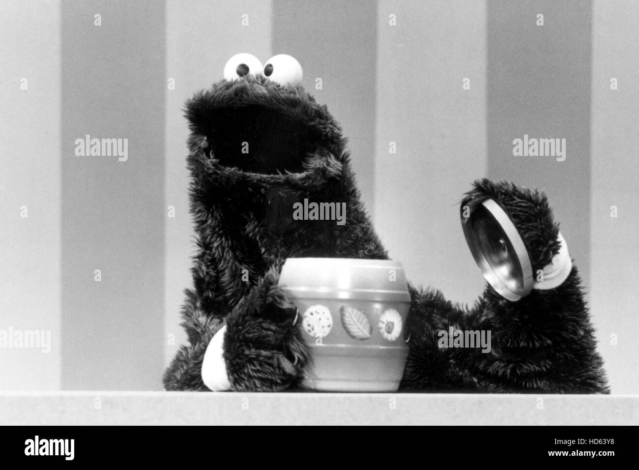 SESAME STREET, Cookie Monster, late 1990s. 1969 Stock Photo - Alamy