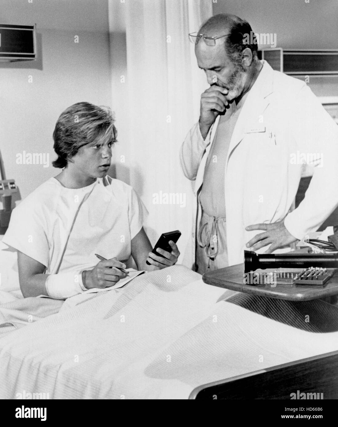 TRAPPER JOHN, M.D., l-r: Lance Kerwin, Pernell Roberts in '42' (Season ...