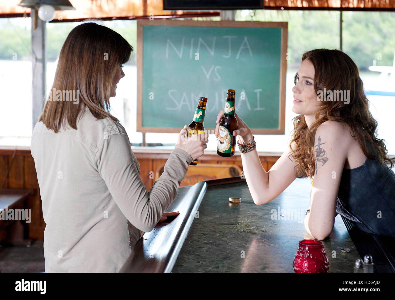 BONES, (from left) Emily Deschanel, Saffron Burrows, 'The Finder
