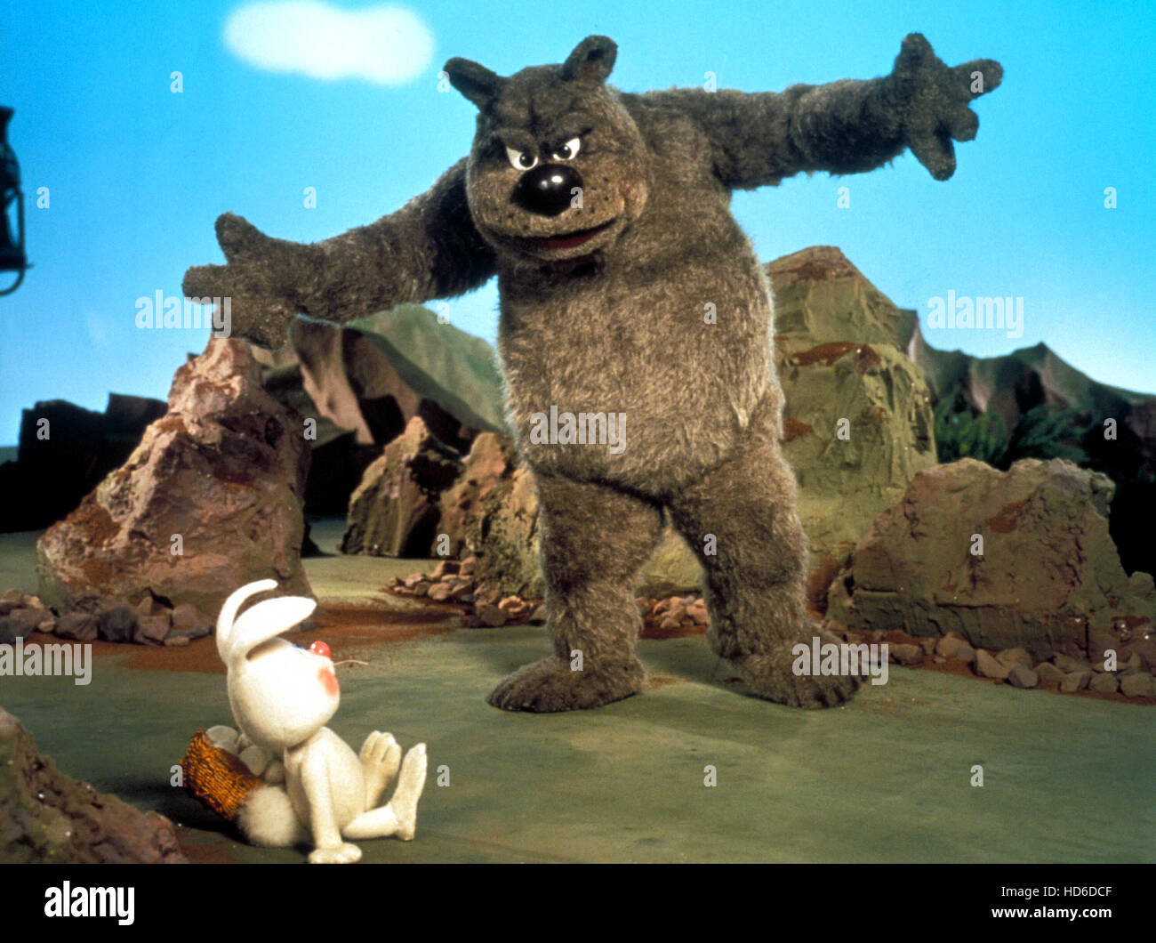 THE EASTER BUNNY IS COMING TO TOWN, Sunny the Easter Bunny, Gadzooks