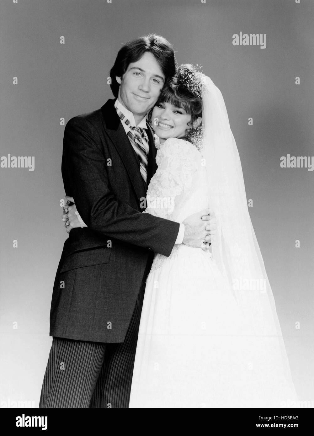 ONE DAY AT A TIME, from left Boyd Gaines, Valerie Bertinelli, 197584