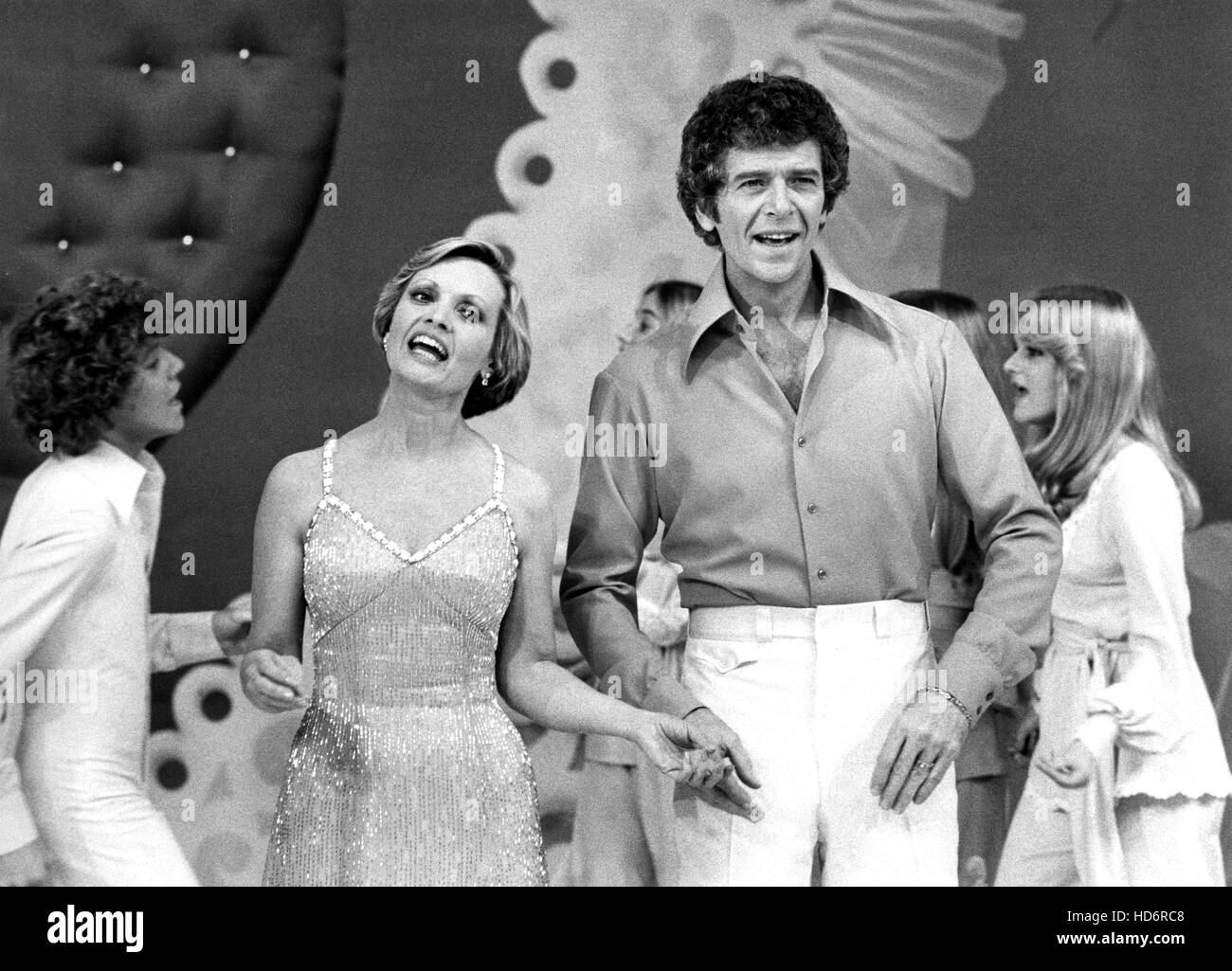 THE BRADY BUNCH VARIETY HOUR, Mike Lookinland, Florence Henderson