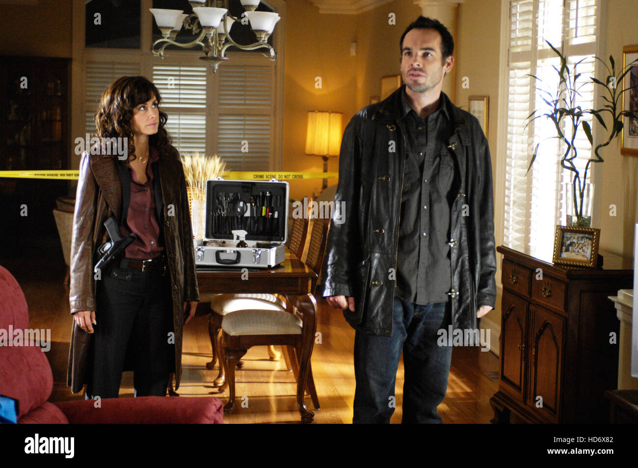 the-dresden-files-valerie-cruz-paul-blackthorne-birds-of-a-feather