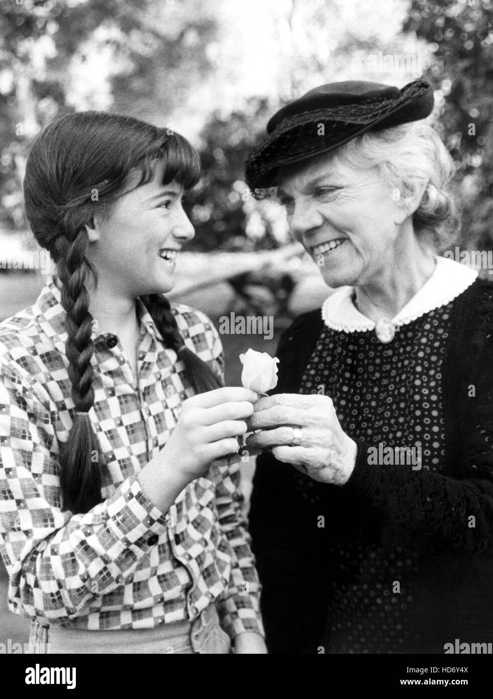 THE WALTONS, From Left: Kami Cotler, Ellen Corby In Grandma Comes Home
