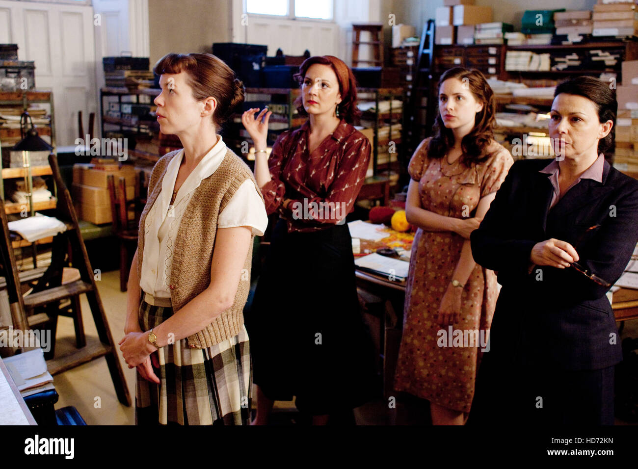 THE BLETCHLEY CIRCLE, lr Anna Maxwell Martin, Rachael Stirling