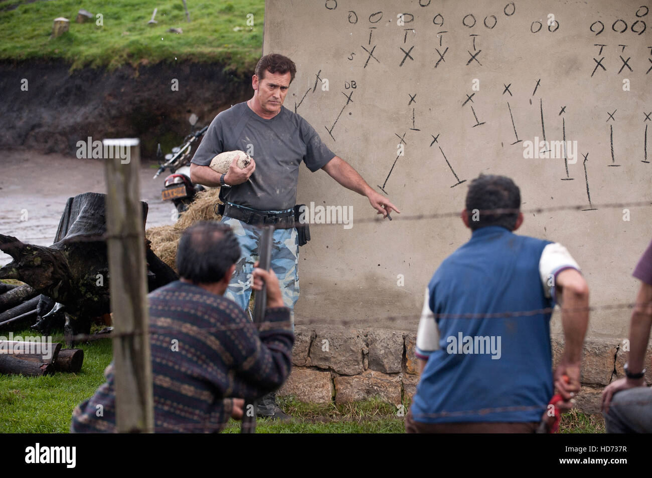 BURN NOTICE THE FALL OF SAM AXE, Bruce Campbell, 2011. photo David Giesbrecht / © USA Network