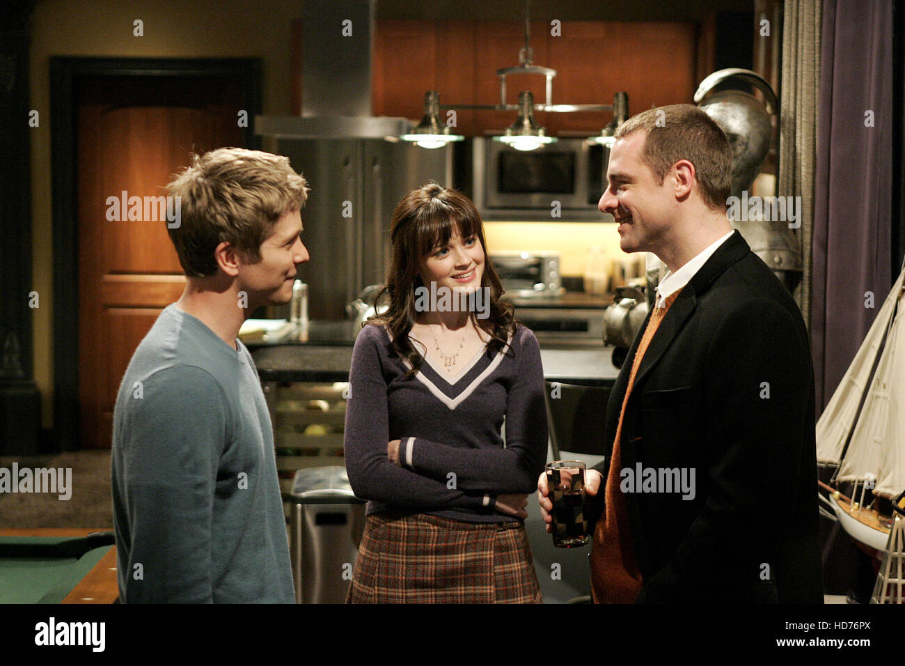 GILMORE GIRLS, Matt Czuchry, Alexis Bledel, David Sutcliffe, (Season 6), 20002007, photo