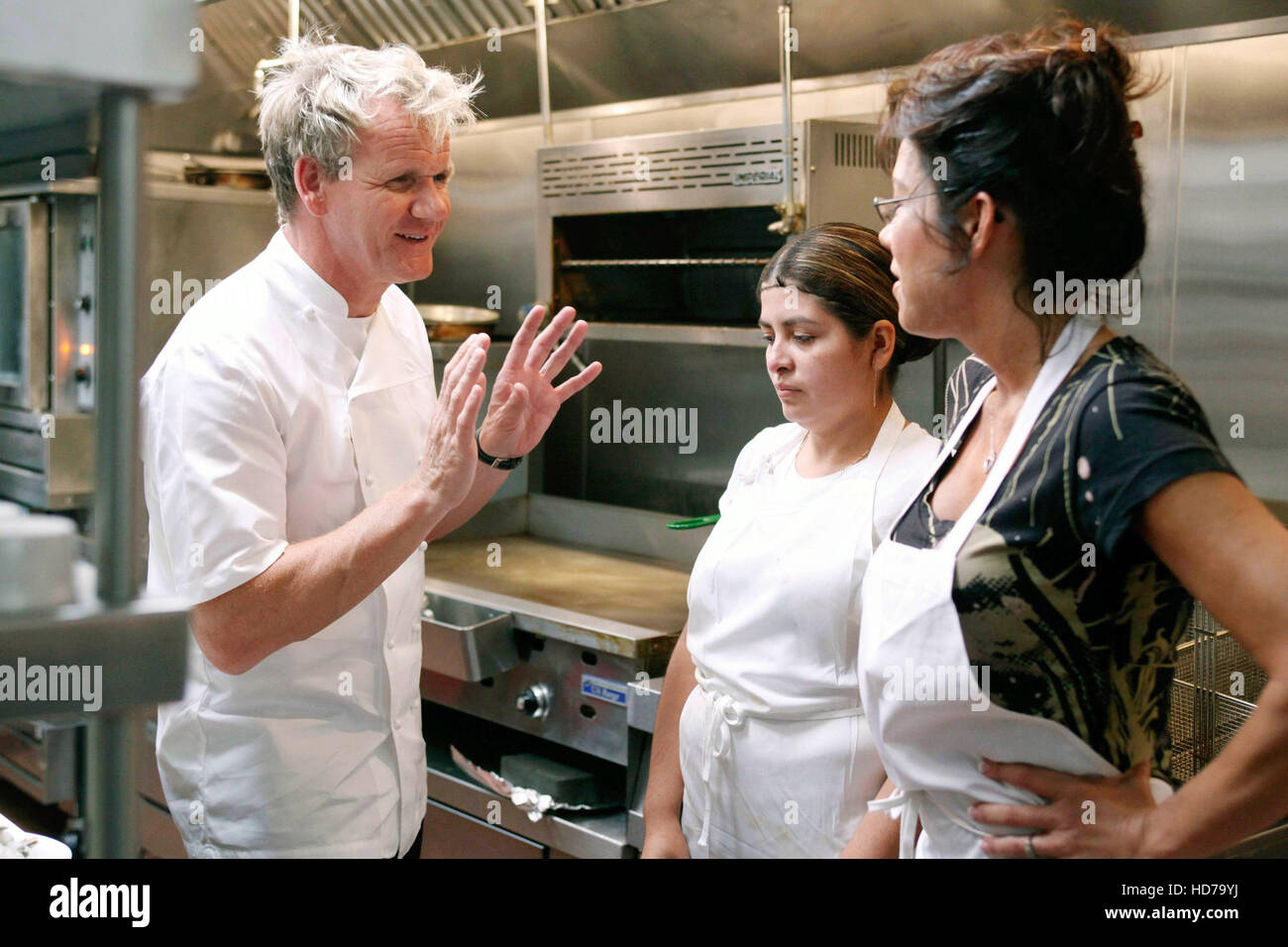 KITCHEN NIGHTMARES, (from left) chef Gordon Ramsay, chef Perla, owner