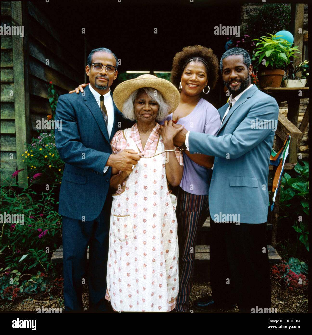 MAMA FLORA'S FAMILY, (lr) Mario Van Peebles, Cicely Tyson, Queen