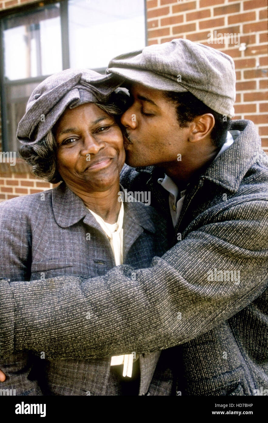 MAMA FLORA'S FAMILY, Cicely Tyson, Blair Underwood, 1998, (c)The