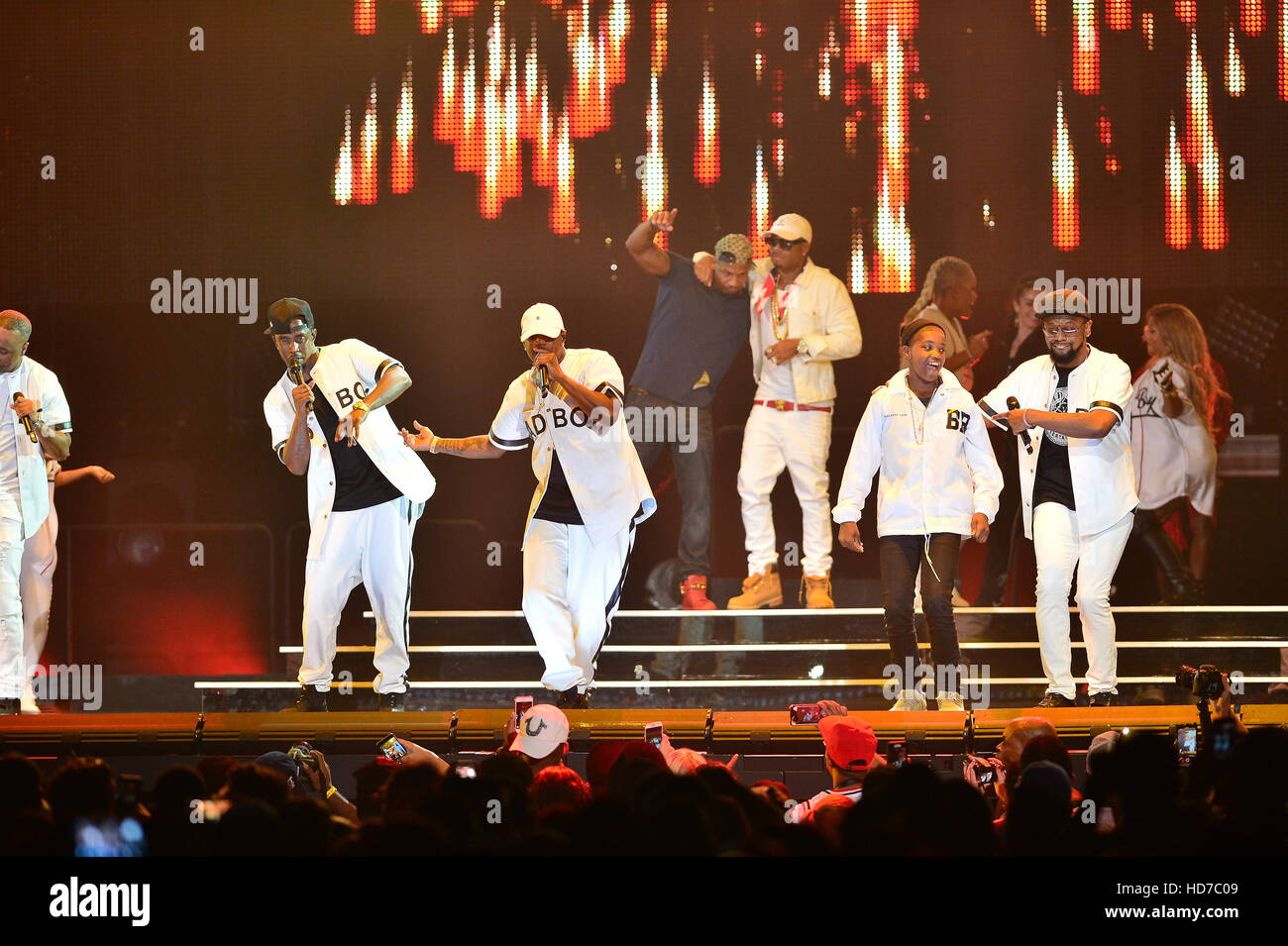 112 and Mase perform onstage during the Bad Boy Family Reunion Tour at the American Airlines Arena in Miami, Florida.  Featuring: 112, Mase Where: Miami, Florida, United States When: 10 Sep 2016 Stock Photo