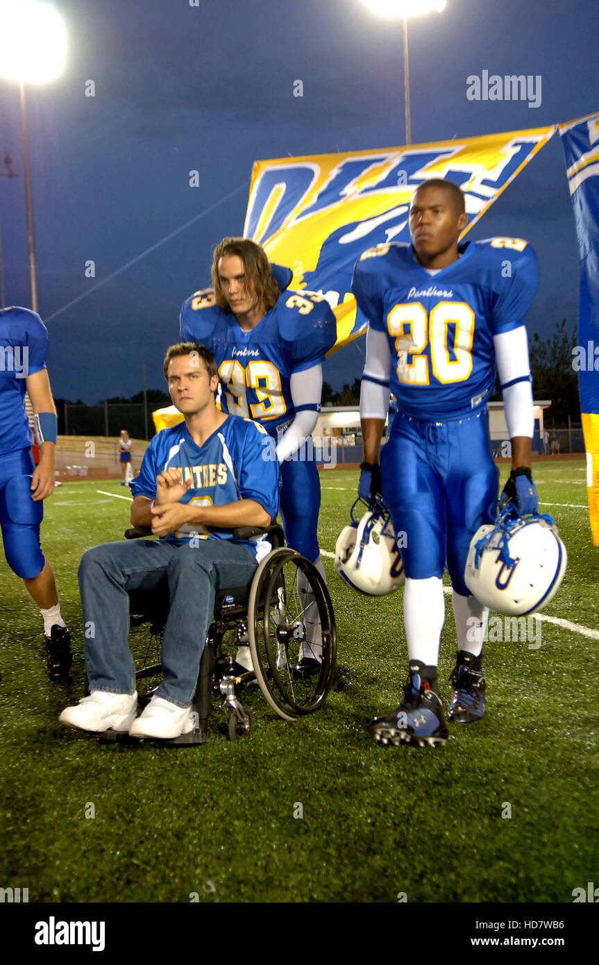 FRIDAY NIGHT LIGHTS, Scott Porter (in wheelchair), Taylor Kitsch, Gaius