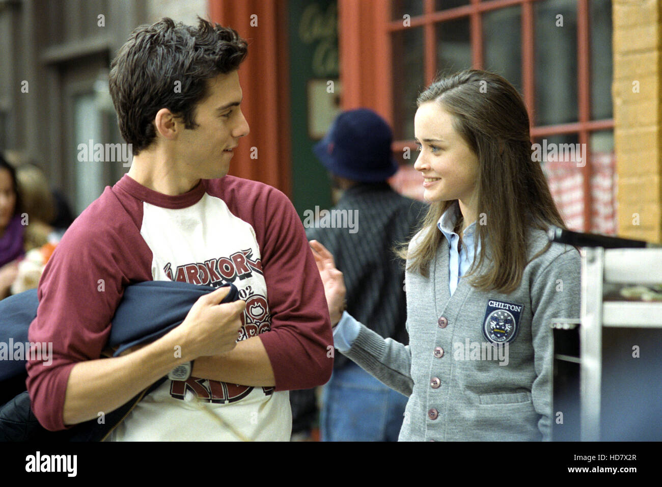 GILMORE GIRLS, Milo Ventimiglia, Alexis Bledel, 'Lorelai's Graduation