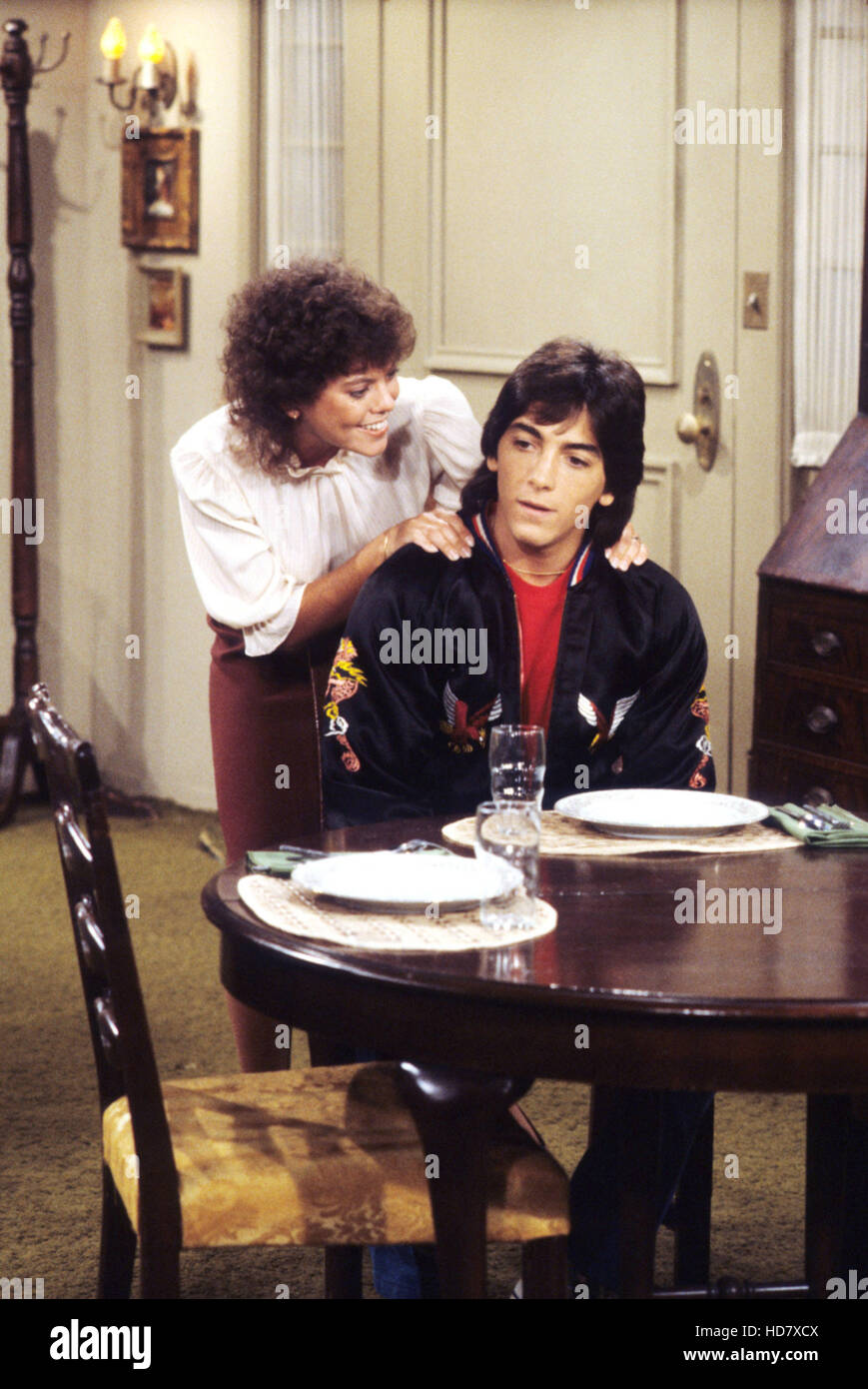 HAPPY DAYS, Erin Moran, Scott Baio, 1974-84, photo: © Paramount ...