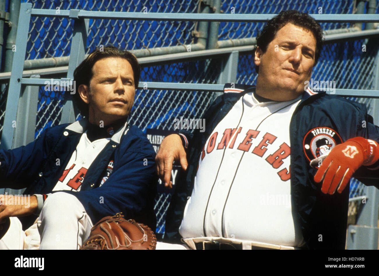 HARDBALL (aka, BULLPEN), Bruce Greenwood, Mike Starr, 1994 Stock Photo -  Alamy