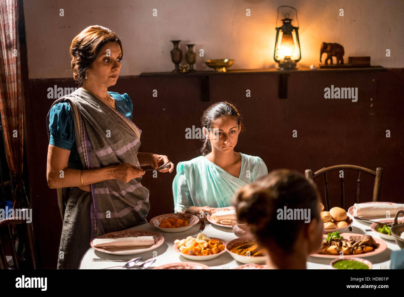 INDIAN SUMMERS, (from left): Lilette Dubey, Ashnah Rabheru, (Season 1 ...
