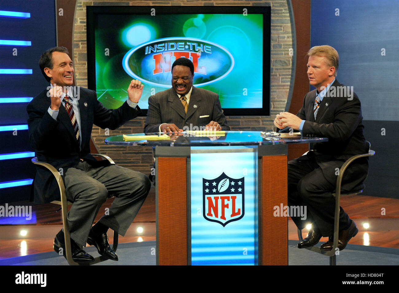 INSIDE THE NFL (aka INSIDE THE NFL ON SHOWTIME), from left: Cris