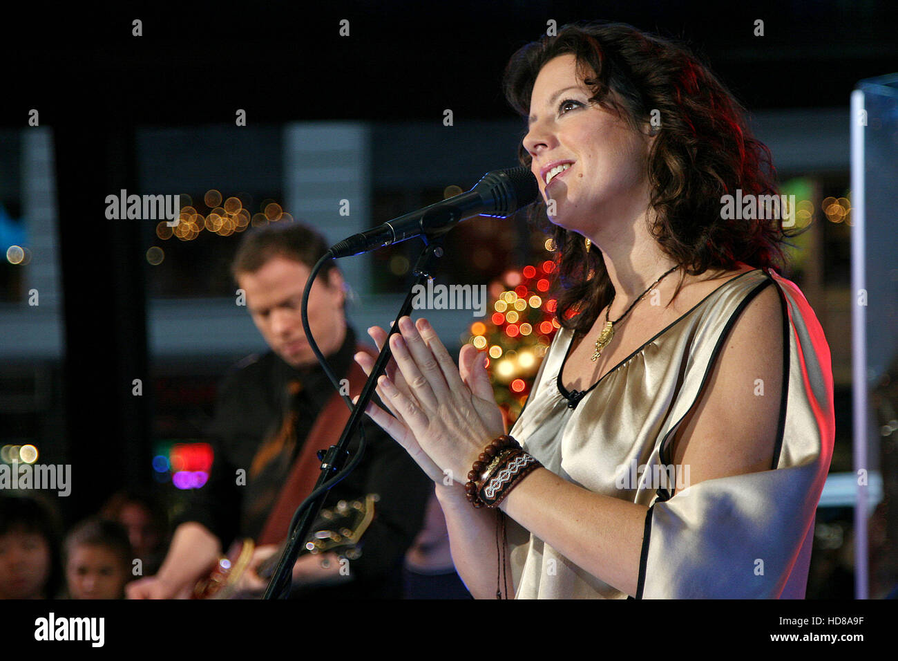 GOOD MORNING AMERICA, Sarah McLachlan, (aired December 1, 2006), 1975 ...