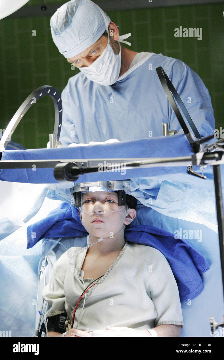 HOUSE, Hugh Laurie, Skyler Gisondo, 'Cane and Able', (Season 3, aired