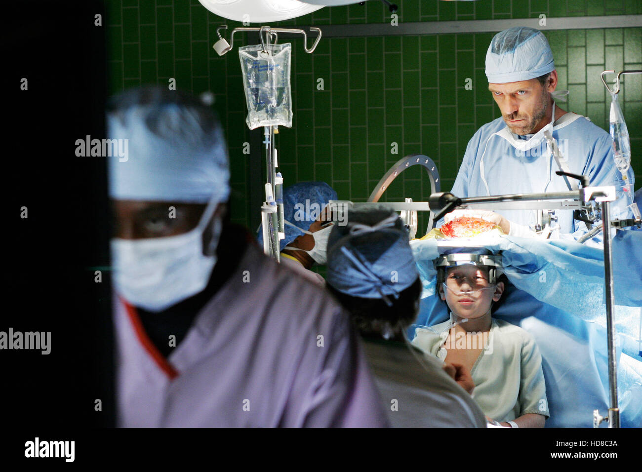 HOUSE, Hugh Laurie, 'Cane & Able', (Season 3, airing Sept. 12, 2006