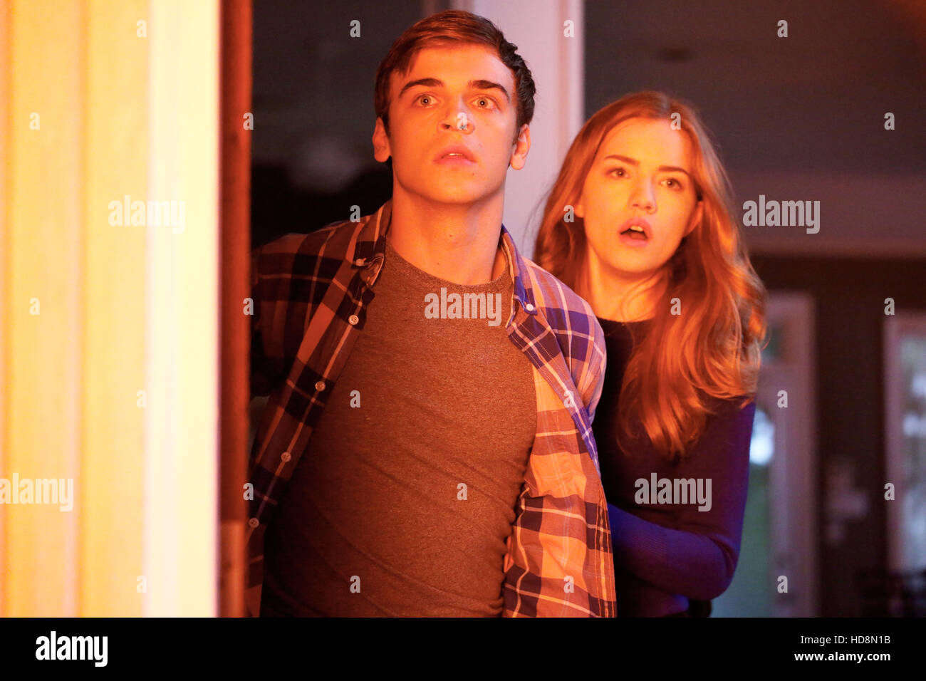 SCREAM (aka SCREAM THE TV SERIES), lr Sean Grandillo, Willa
