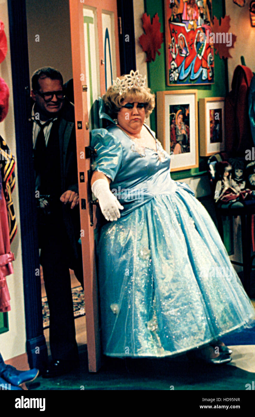 DREW CAREY SHOW, Drew Carey, Kathy Kinney, 'Mimi's Day Parade', (Season 2, aired 11/27/96), 1995