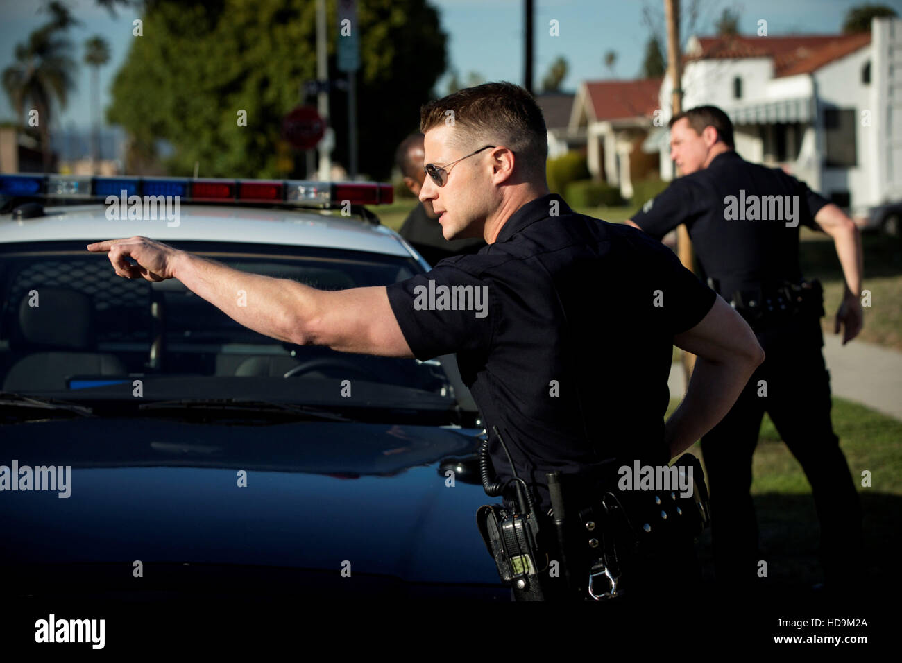 SOUTHLAND, lr Ben McKenzie, Shawn Hatosy in 'The Felix Paradox