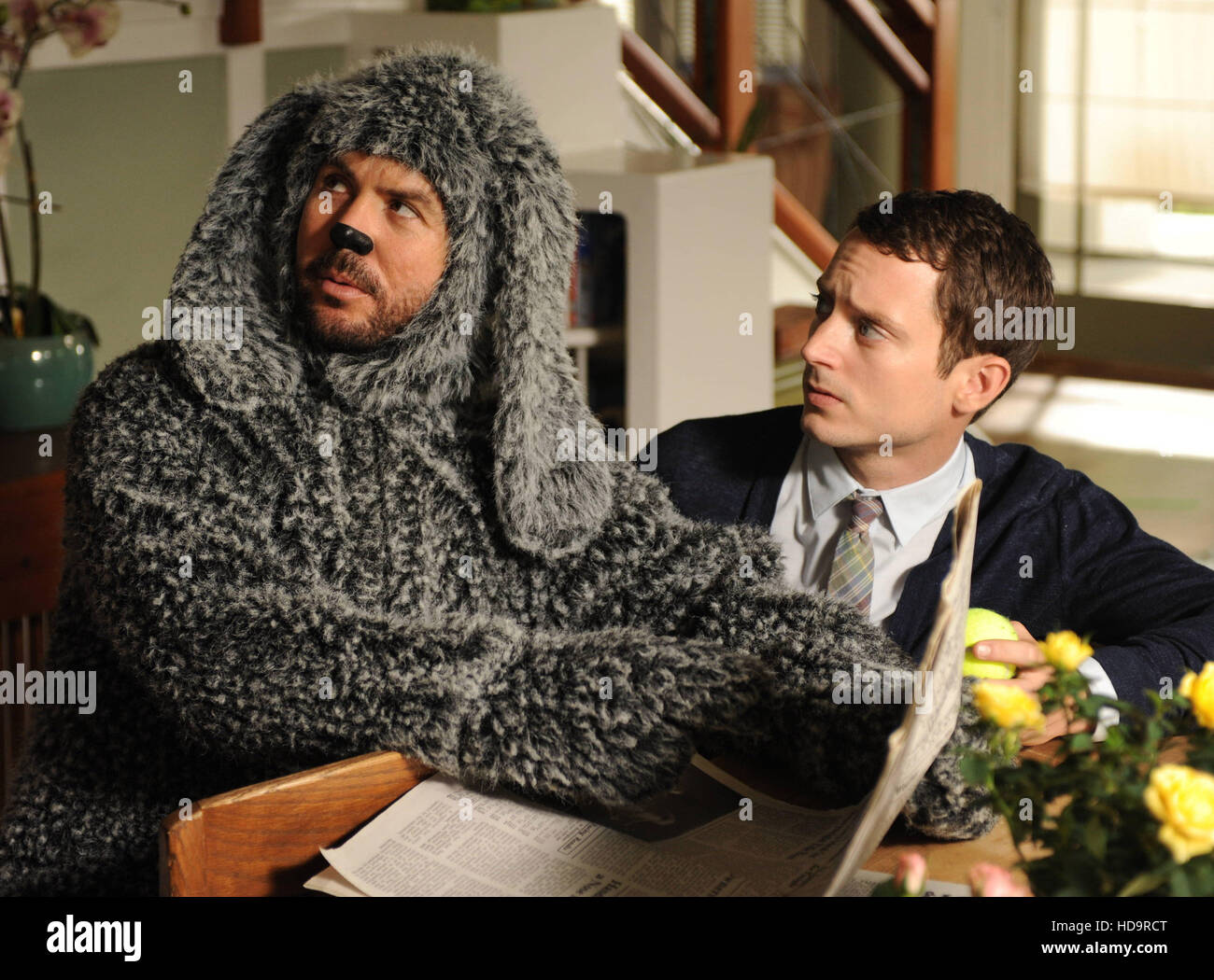 WILFRED, (from left) Jason Gann, Elijah Wood, 'Letting Go', (Season 2