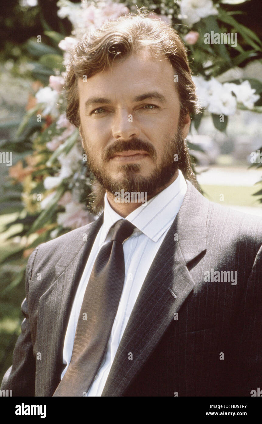 BEAUTY & THE BEAST, Edward Albert, 198790. © CBS / Courtesy Everett