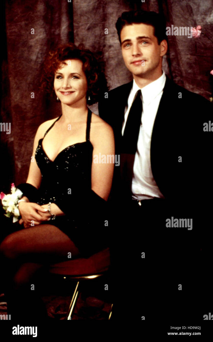 BEVERLY HILLS, 90210, 19902000, Gabrielle Carteris, Jason Priestley, 199095 Stock Photo Alamy