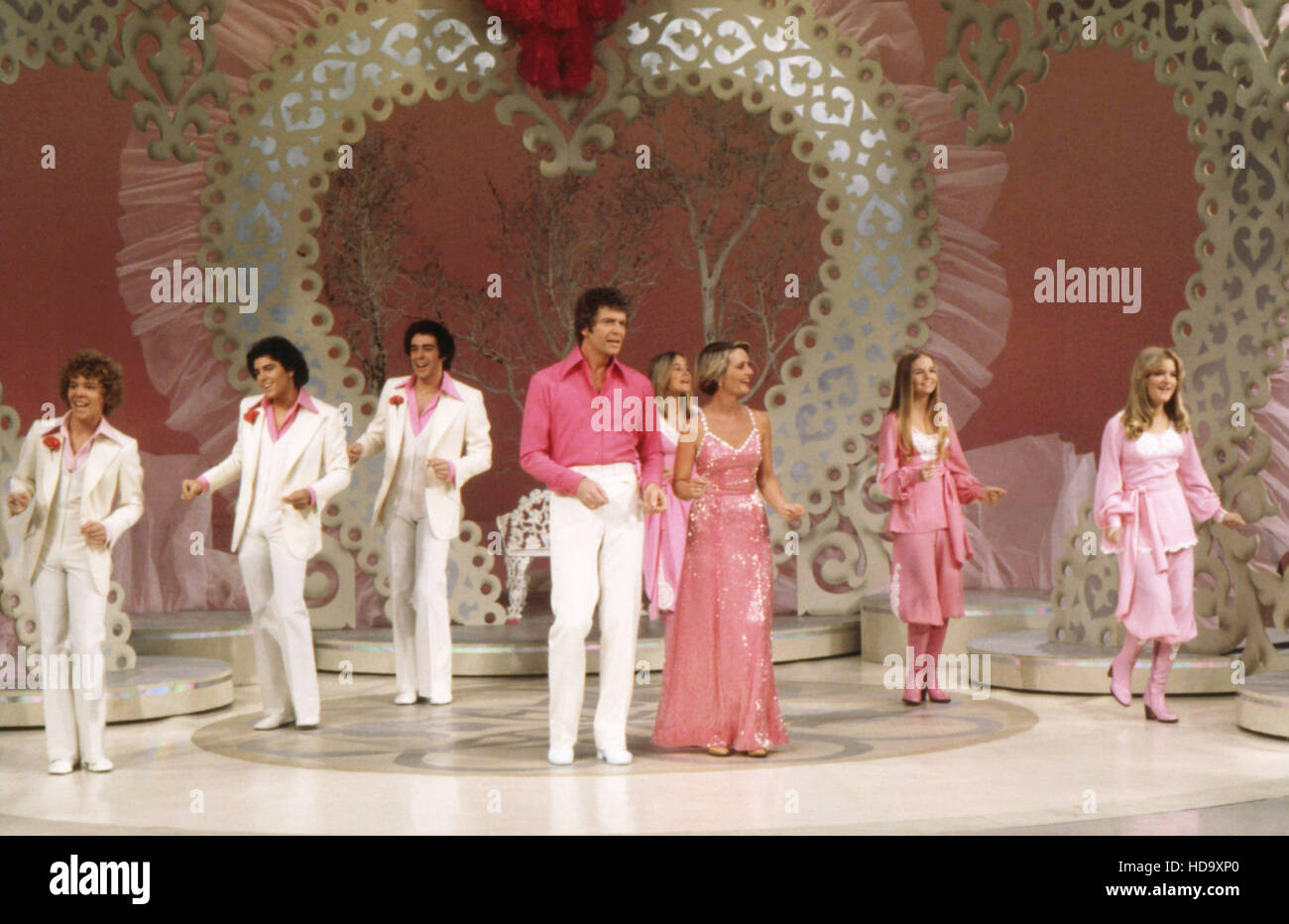 THE BRADY BUNCH VARIETY HOUR, (aka THE BRADY BUNCH HOUR), from left