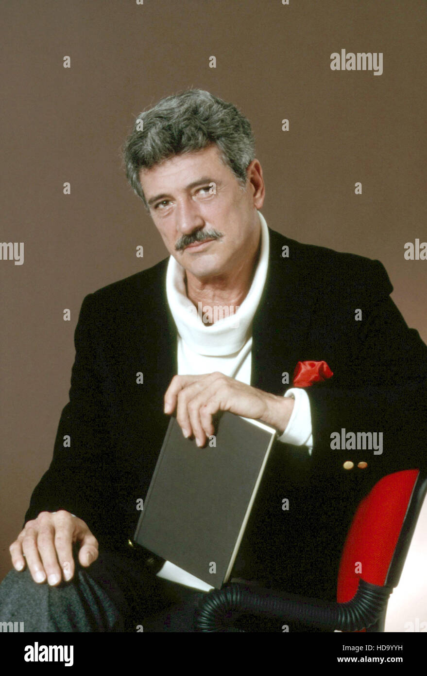 THE DEVLIN CONNECTION, Rock Hudson, 1982, photo Robert Phillips