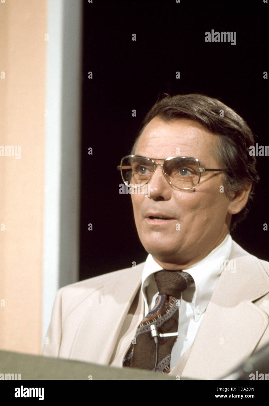 THE HOLLYWOOD SQUARES, host Peter Marshall, (circa mid-1970s), 1965-82