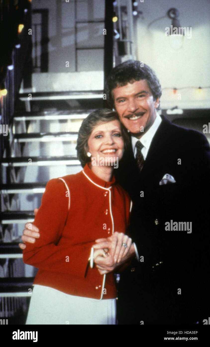 THE LOVE BOAT, from left: Florence Henderson, Robert Reed in 'Friend of the  Family/Affair on Demand/Just Another Pretty Face' Stock Photo - Alamy