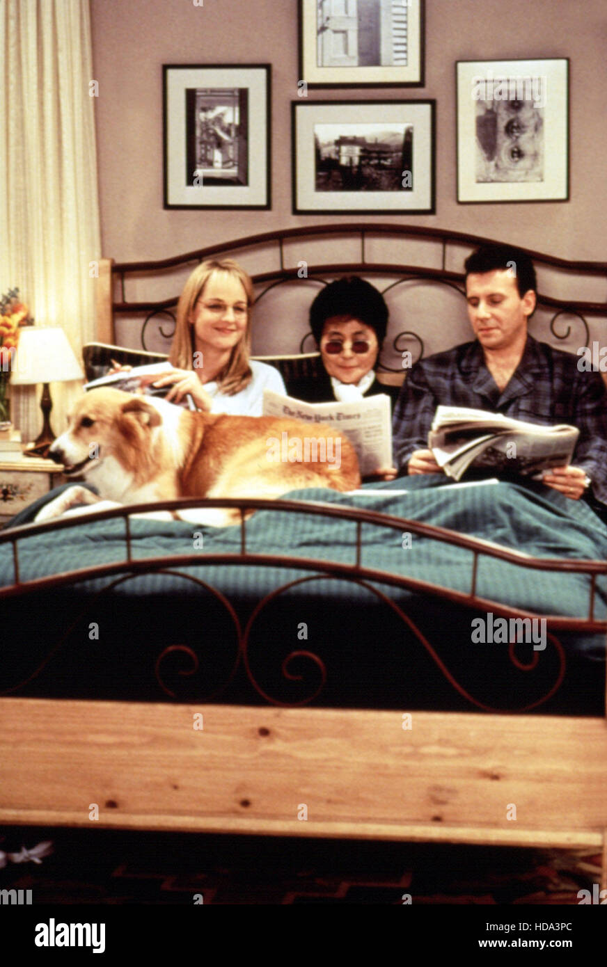 MAD ABOUT YOU, Murray the dog, Helen Hunt, Yoko Ono, Paul Reiser, 1992