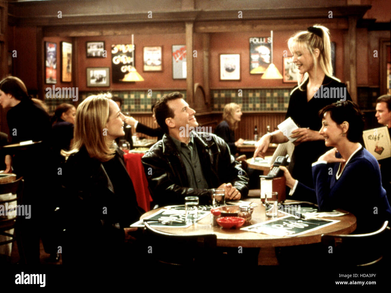 MAD ABOUT YOU, Helen Hunt, Paul Reiser, Lisa Kudrow, Leila Kenzle, 1992