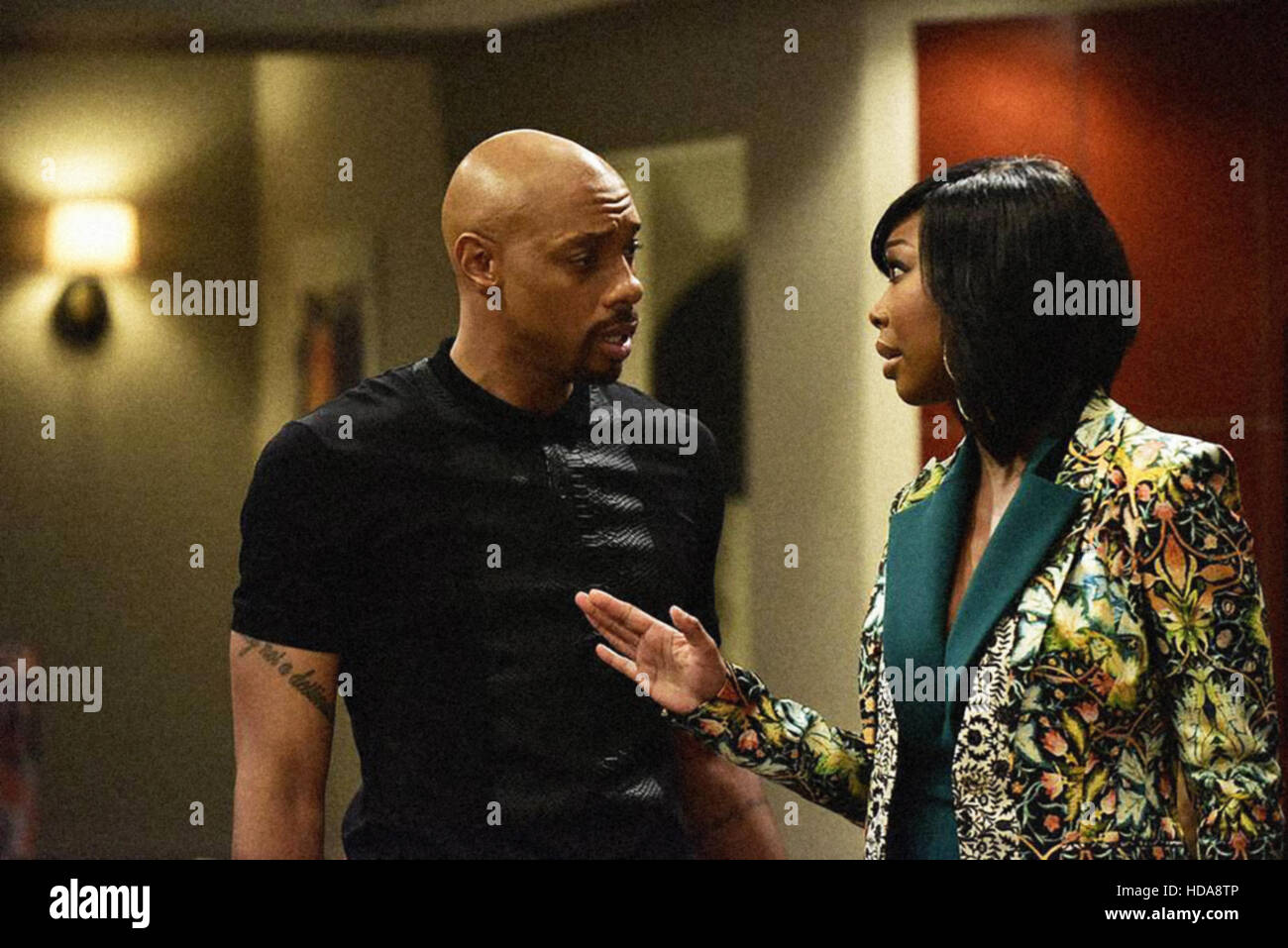 ZOE EVER AFTER, (from left) Dorian Missick, Brandy Norwood,(Season 1