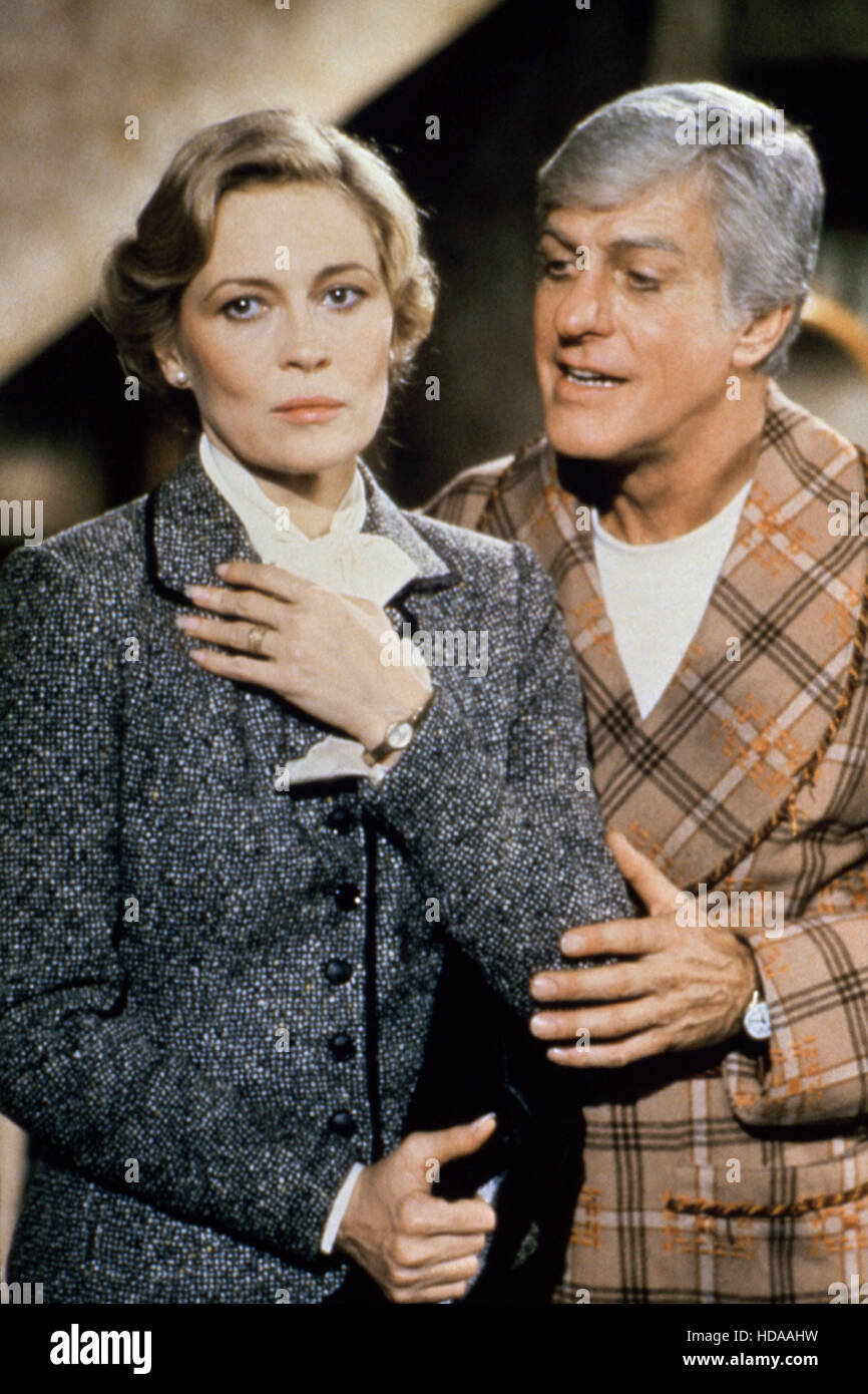 THE COUNTRY GIRL, Faye Dunaway, Dick Van Dyke, 1982. © Bill Beigler Prod. / Courtesy: Everett Collection Stock Photo