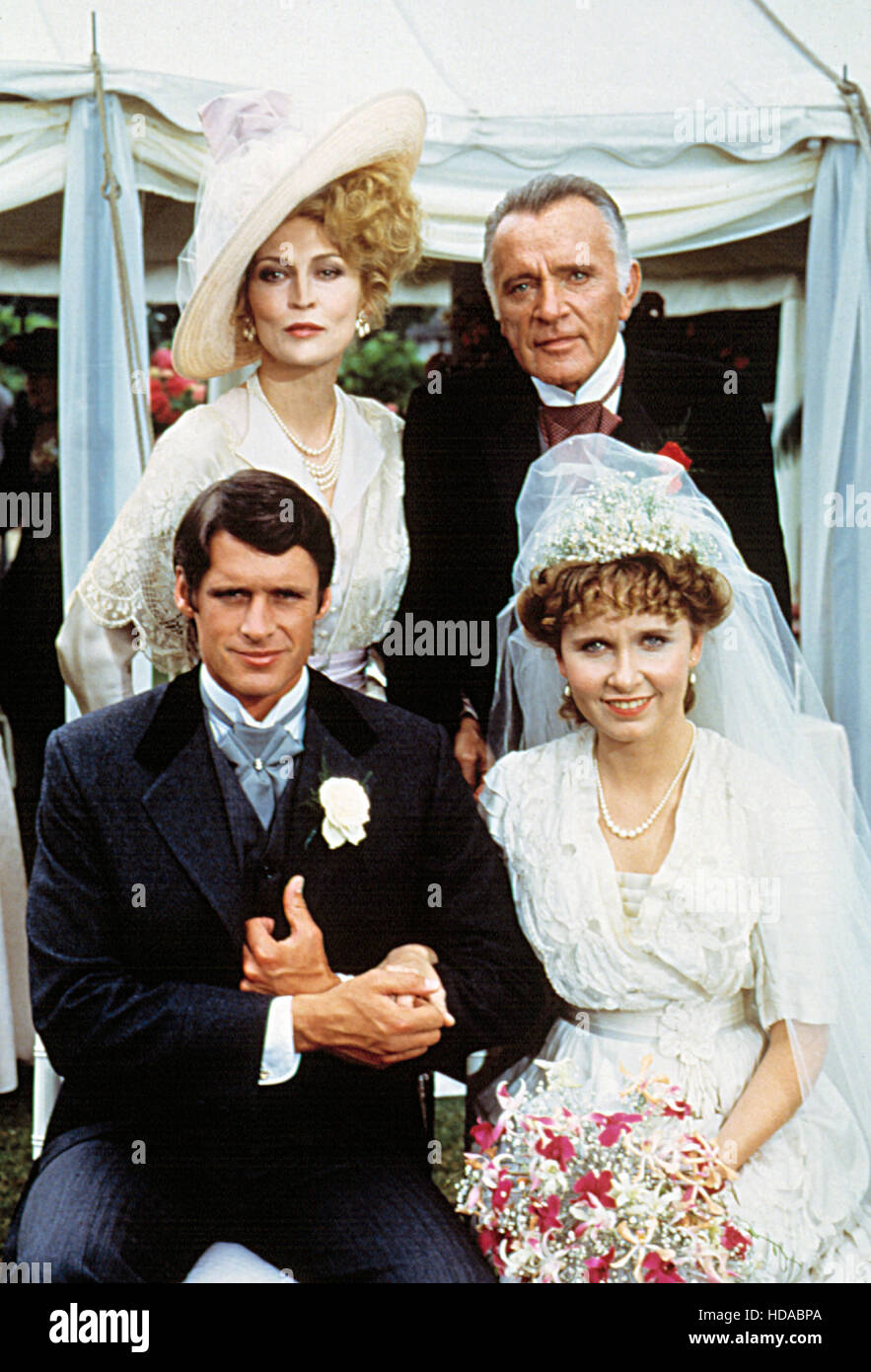 ELLIS ISLAND, Faye Dunaway, Richard Burton, Kate Burton, 1984 Stock Photo Alamy