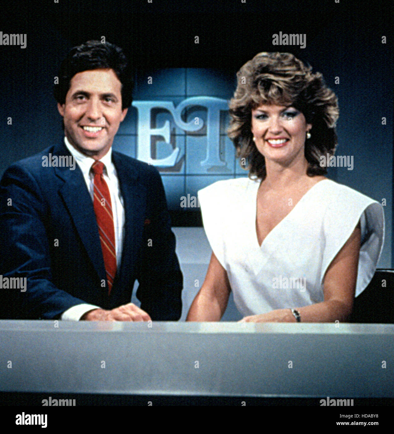 ENTERTAINMENT TONIGHT, Robb Weller & Mary Hart, 1981-present Stock