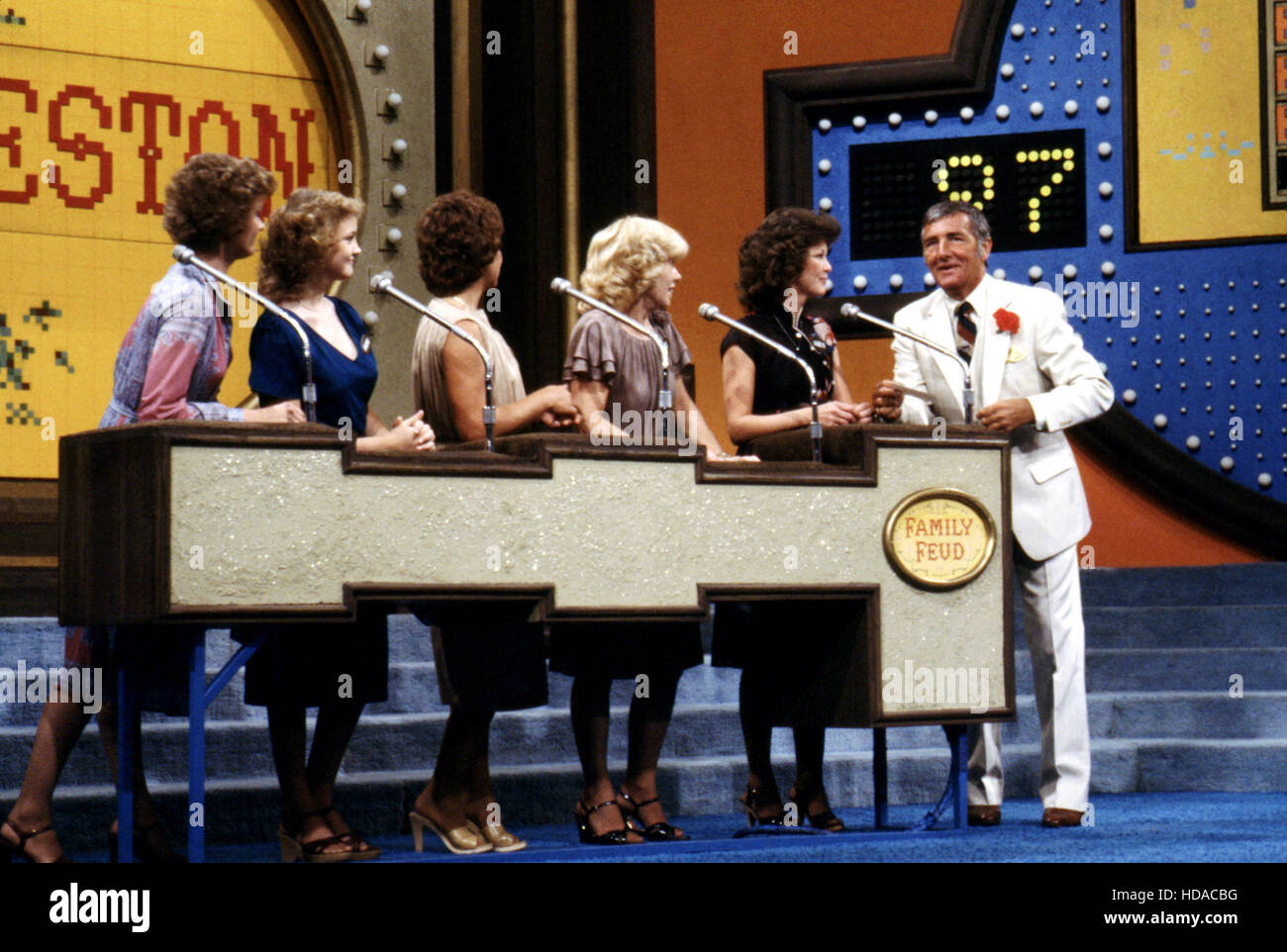 FAMILY FEUD, (from left): contestants, host Richard Dawson, (1982 ...